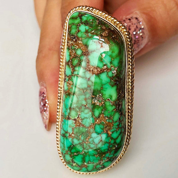 Unisex Lime Green Webbed Carico Lake Turquoise Ring 14K Gold Signed Size 9