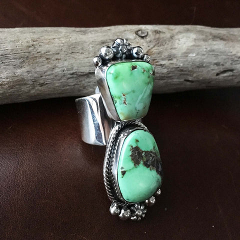 Beautiful Two Stoned Mint Green Carico Lake Turquoise Sterling Ring Size 6.5