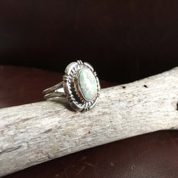 Beautiful Mini Sterling Silver Single Stone Dry Creek Turquoise Ring Size 7.75